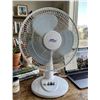 Image 1 : Cool Works 12-Inch Oscillating Desk Fan