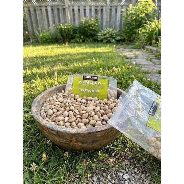 Kirkland Roasted Salted Pistachios 1.36 kg