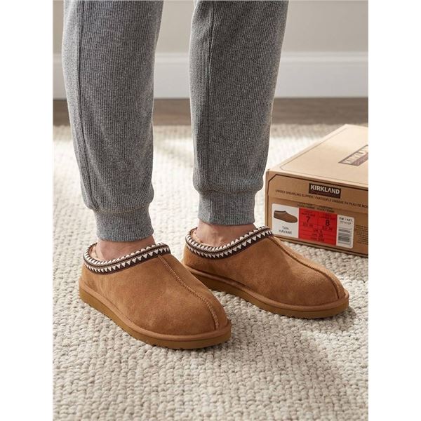 Kirkland Unisex Shearling Slipper Size 8
