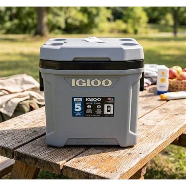 Igloo MaxCold Latitude 62-Quart Roller Cooler
