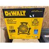 Image 2 : DeWalt DXF1616 16-Inch Benchtop Fan