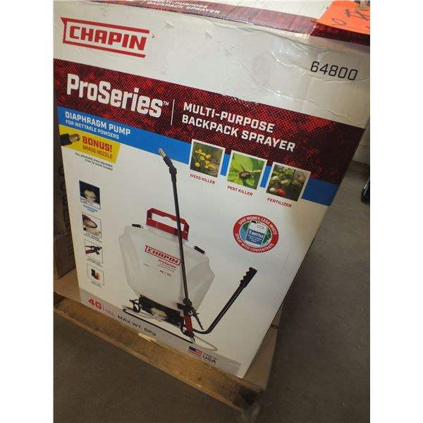 4 Assorted Garden Sprayers