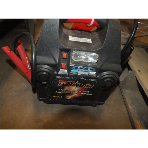 Motomaster 700-A Booster Pack