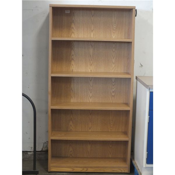 4 Bookshelves