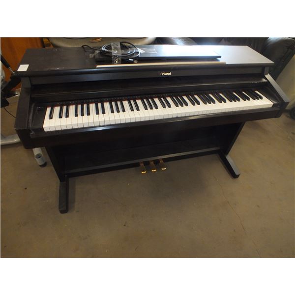 Roland Electric Piano / Organ