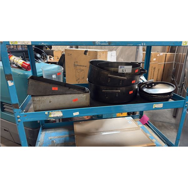 COMMERCIAL HEAVY-DUTY COOKWARE AND BAKEWARE COMBO ASSORTMENT
