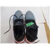 Image 2 : NEW:  ADIDAS BOOST RUNNERS (SIZE 6.5)