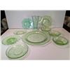 Image 1 : 10-Piece Green Depression Glass Lot Including Vase, Plates, and Bowls