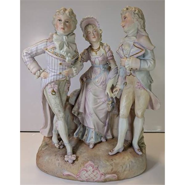 Statue of 3 People