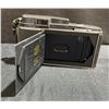 Image 5 : Polaroid Land Camera Model 160 With Wink Light Flasher and Case