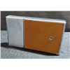 Image 2 : Polaroid SX-70 Land Camera with Brown Leather and Silver Finish
