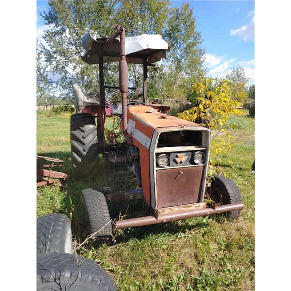 Tractor MF-255