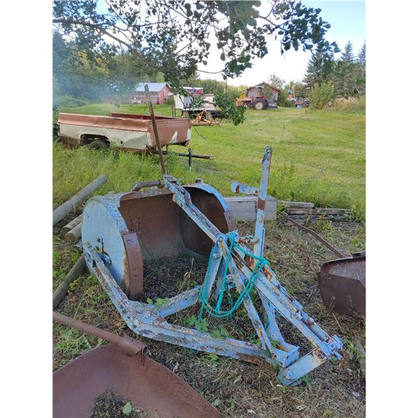 Horse-Drawn Tumble Bug