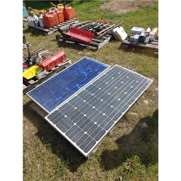 2 Solar Panels