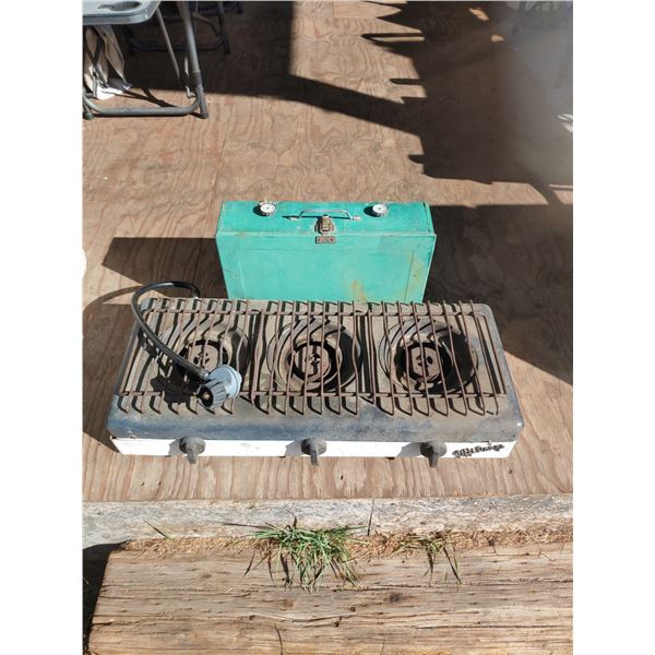 2 Propane Camp Stoves