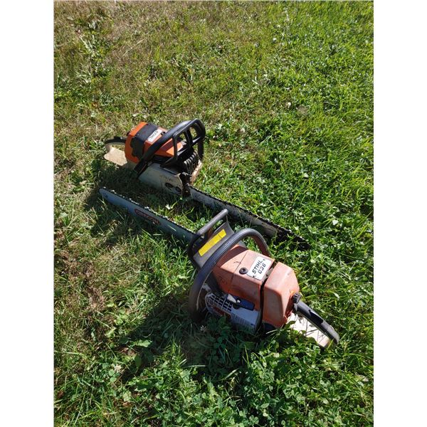 2 Chainsaws
