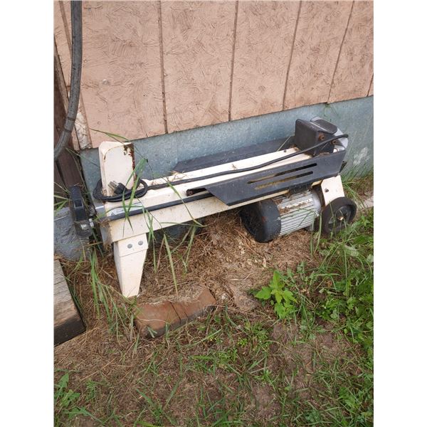 Wood splitter
