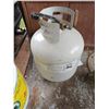 Image 1 : 20lb propane tank - Full