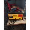 Image 1 : Battery charger