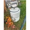 Image 1 : manual washing machine