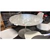 Image 2 : WHITE CARRARA MARBLE 43" ROUND TULIP PEDESTAL TABLE