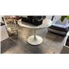 Image 1 : WHITE PLASTIC BASE 41" ROUND TULIP PEDESTAL TABLE