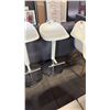Image 1 : WHITE/CHROME PNEUMATIC SADDLE SEAT BAR STOOL