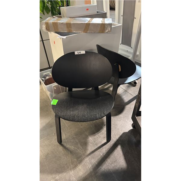 BLACK OAK FRAME SIDE CHAIRS ONE HAVE DAMAGE BACK REST
