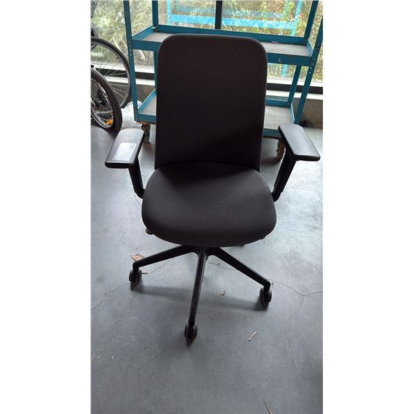 PAVLOS PETITE ERGONOMIC TASK CHAIR CHARCOAL *IN BOX