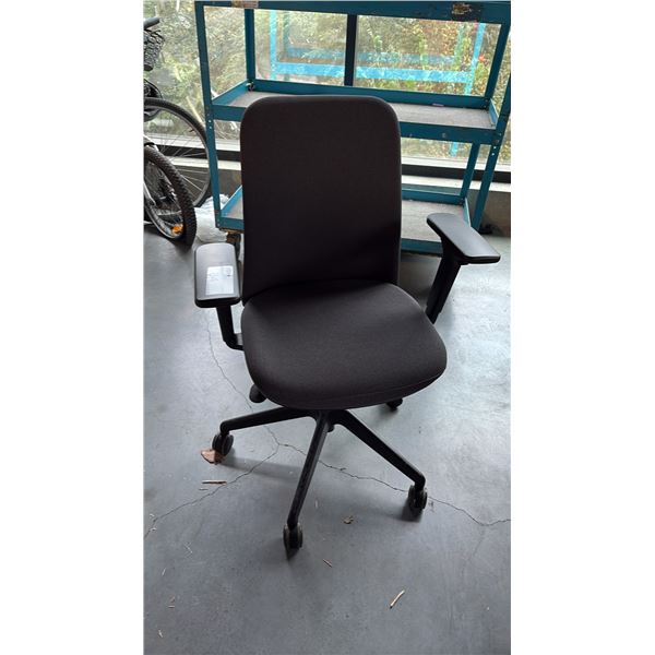 PAVLOS PETITE ERGONOMIC TASK CHAIR CHARCOAL *IN BOX