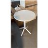 Image 1 : WHITE ROUND POLYMER TABLE WITH UV STABILIZED HIGH IMPACT SHELL 23.75X23.75X30.5 INCHES