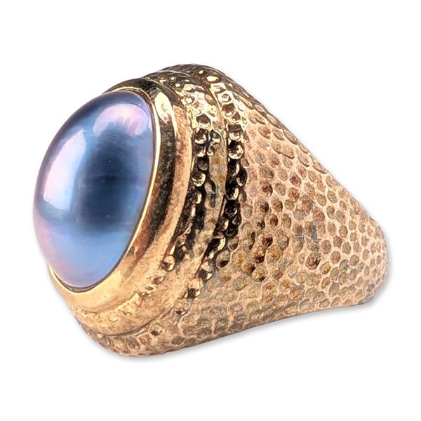 Gold-Plated Hammered Mabe Pearl Signet Ring