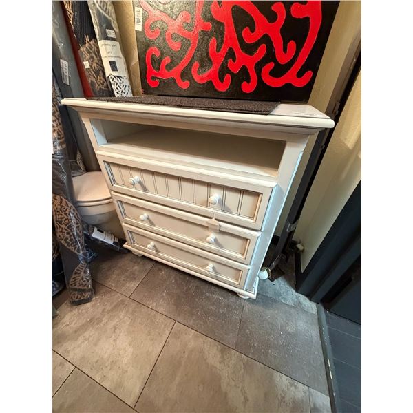 Decorator White  5'  Console Cabinet w/Matching 3 Drawer Chest