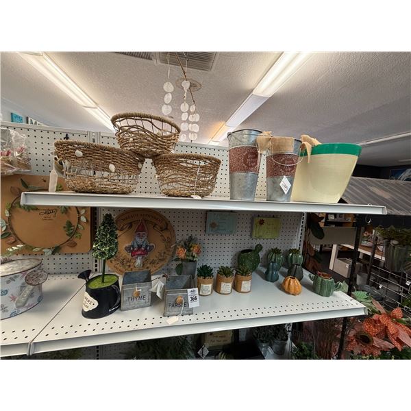 Succulents, Inspirations, Baskets, Décor - Top 2 Shelves