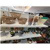 Image 2 : Succulents, Inspirations, Baskets, Décor - Top 2 Shelves
