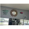 Image 1 : Turtle/Fish/Sailoat Wall Décor, Plank Style Round Mirror - 4