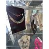 Image 2 : Fashion Necklaces w/Display - 6