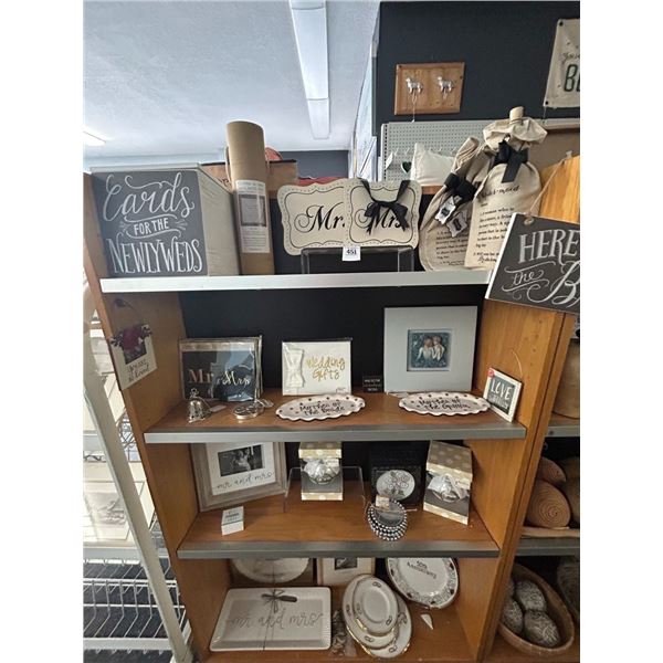 Asst. Newlyweds/Wedding Décor - 4 Shelves