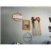Image 1 : Wicker Mirror, Wall Inspirations, Tapestry