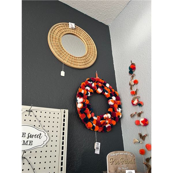 Round Framed Mirrors 3, Plush Wreath, Hanging Décor - 5