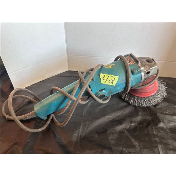 Electric sander/polisher Makita, 7 inch 2-Speed