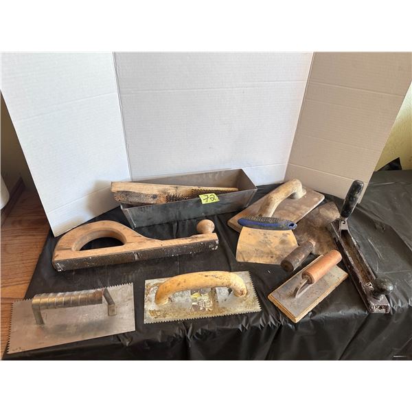 Assorted lot of trowels