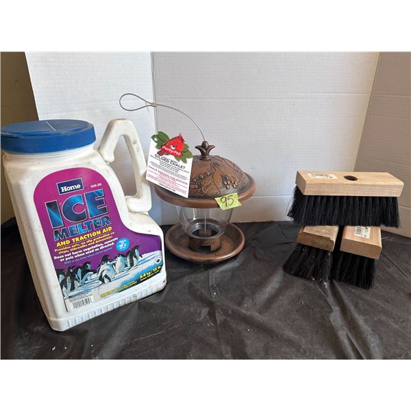 Ice Melter, bird feeder and brushes