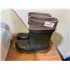 Image 1 : SIZE 11 RUBBER BOOTS