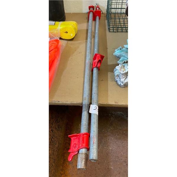 2 OF 36IN WOOD WORKING CLAMPS