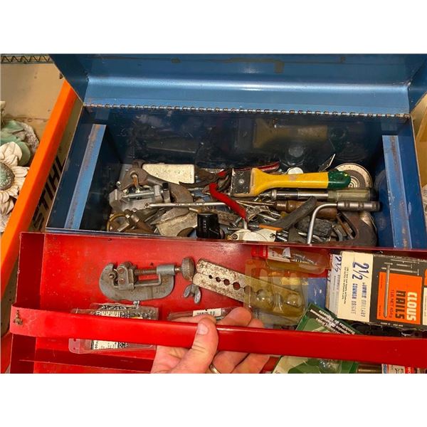 TOOL BOX WITH ACCESSORIES