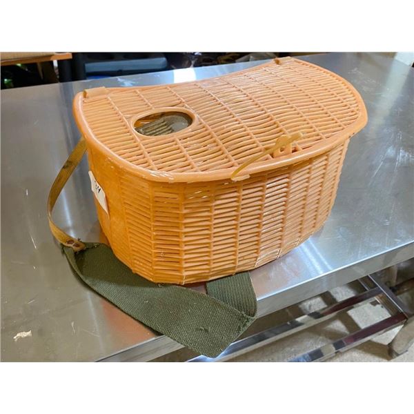 FISHING BASKET