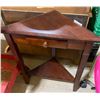 Image 1 : SMALL CORNER STAND