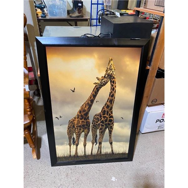 28X40IN GIRAFFE PICTURE