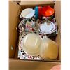 Image 1 : BOX OF KITCHEN PLATES AND BOWLS SET AND SOME TUPPERWARE